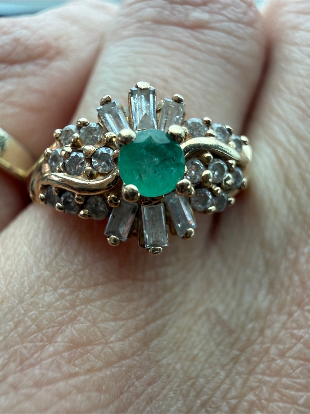 Vintage 1980s Ballerina 10kt Gold Emerald & Diamond Cluster Ring ACC8 .95 ctw - Picture 10 of 17